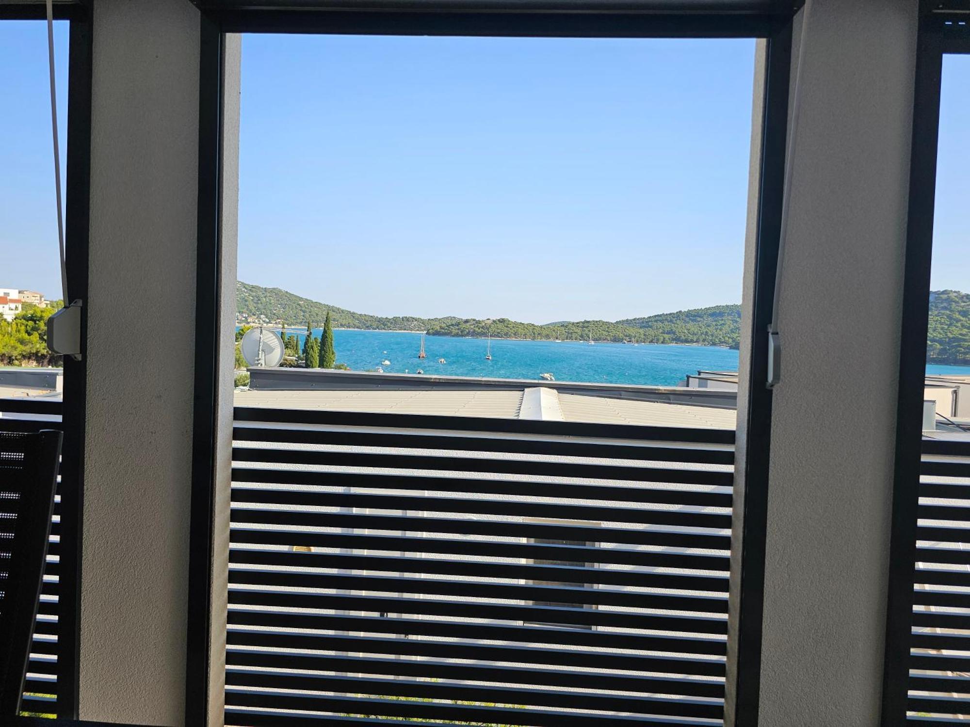 Mobile Home Tina Tisno Εξωτερικό φωτογραφία