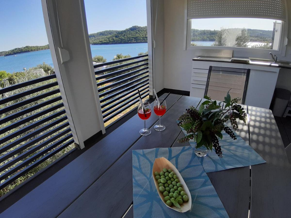 Mobile Home Tina Tisno Εξωτερικό φωτογραφία